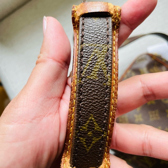 Louis Vuitton Brown Monogram Men's Bag - Picture 5 of 9